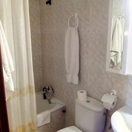 Europa Hotel *