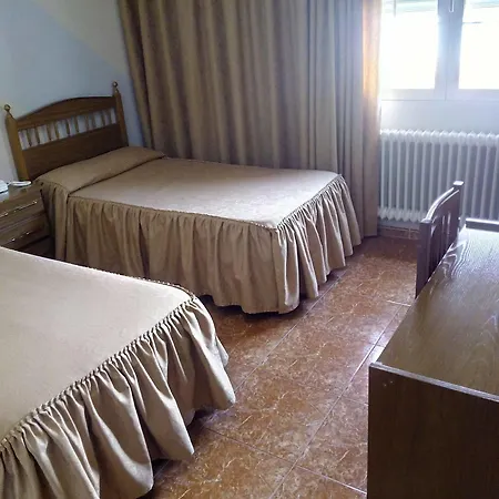 Europa Hotel *